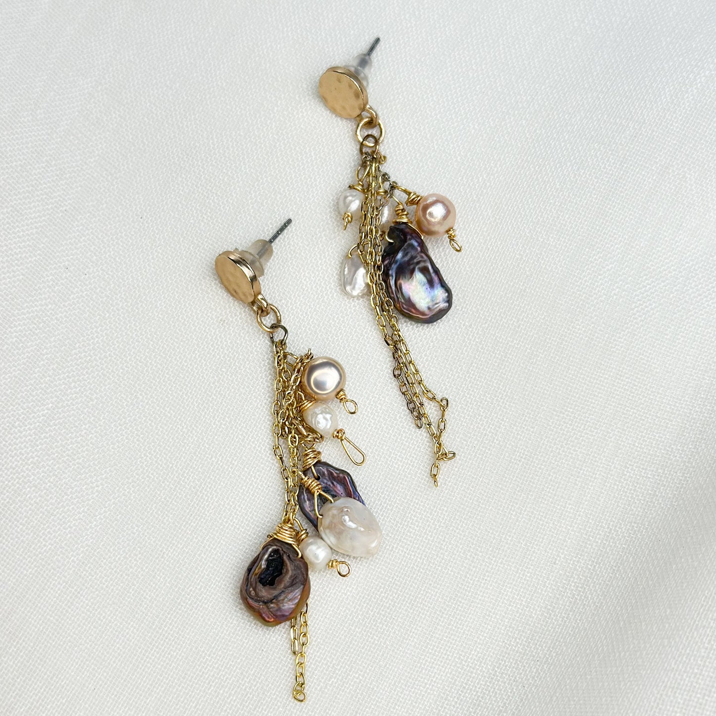 Nocturne Drifters | Black & Peach Freshwater Pearl Earrings