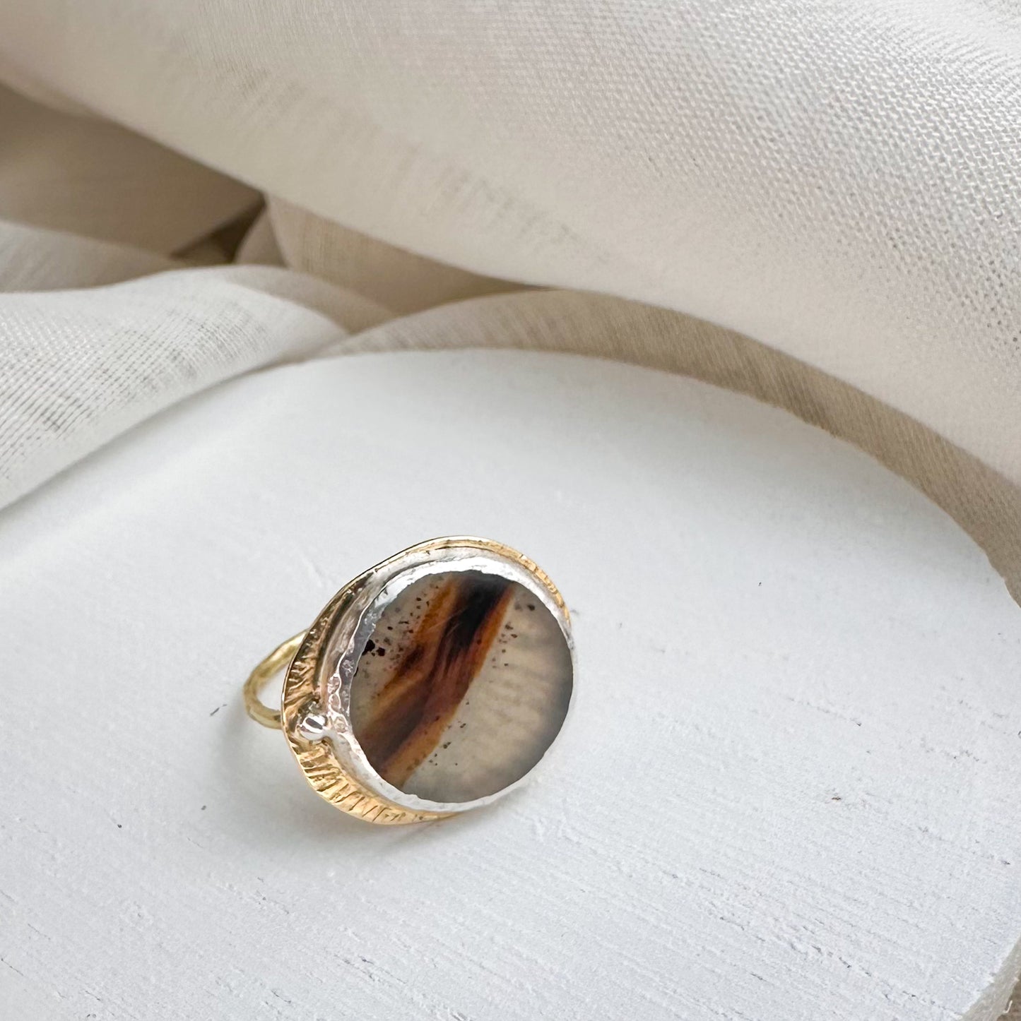 Echoes of Earth– Montana Dendritic Agate Coin Ring (Size 7)