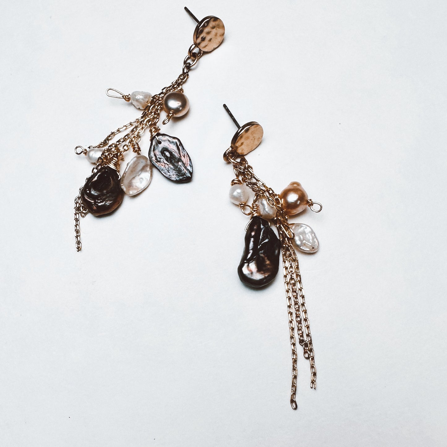 Nocturne Drifters | Black & Peach Freshwater Pearl Earrings