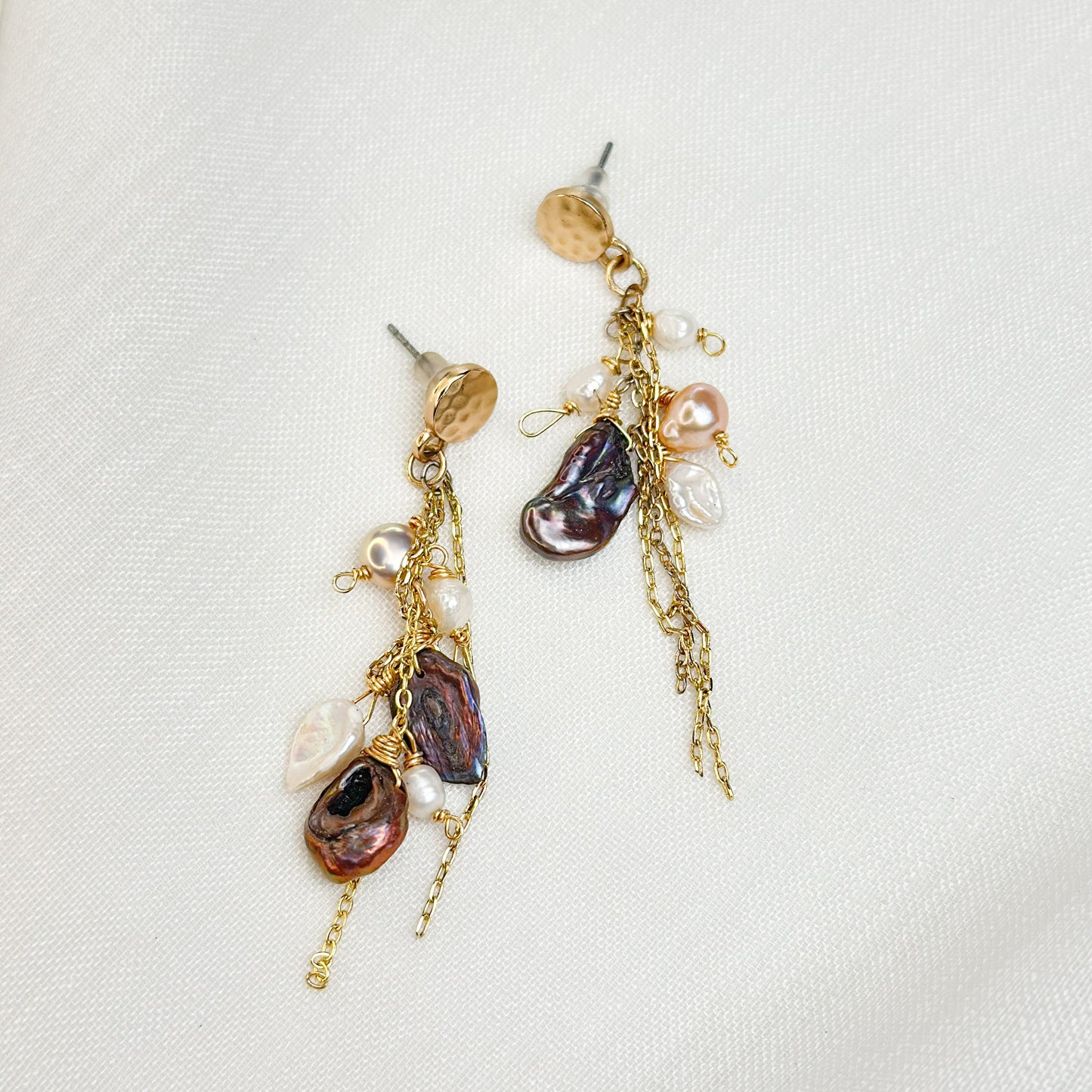 Nocturne Drifters | Black & Peach Freshwater Pearl Earrings