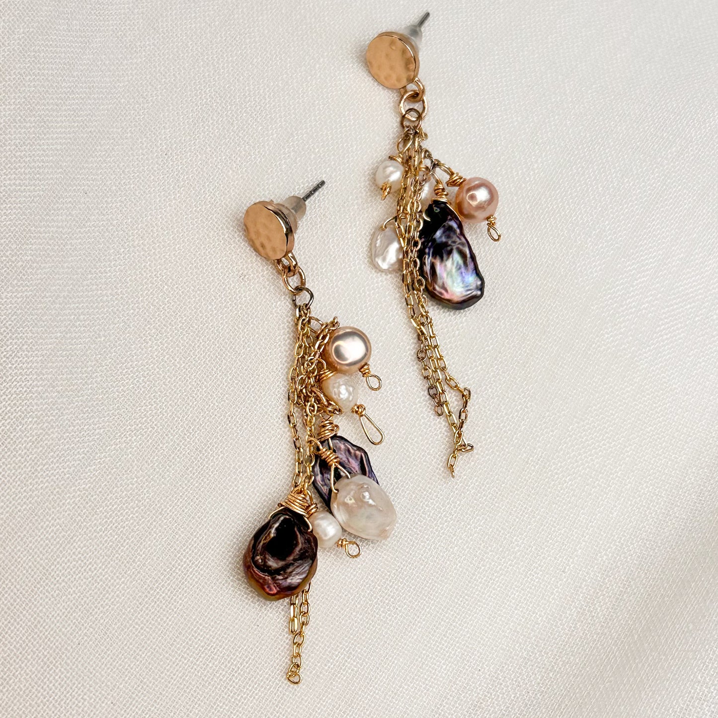 Nocturne Drifters | Black & Peach Freshwater Pearl Earrings